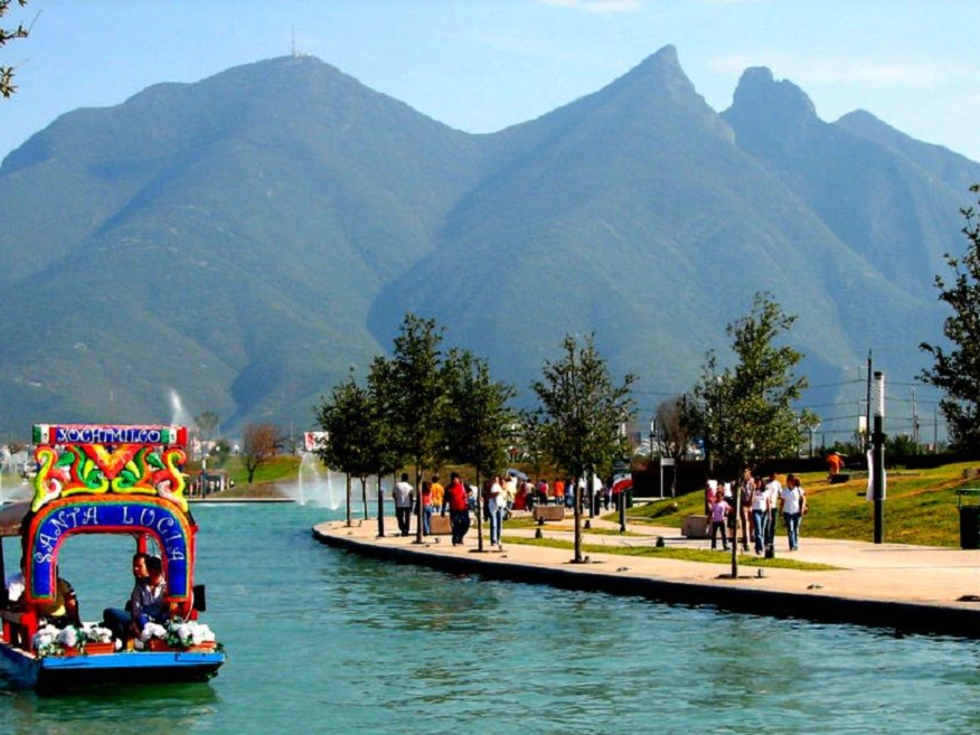 paseo-santa-lucia-monterrey