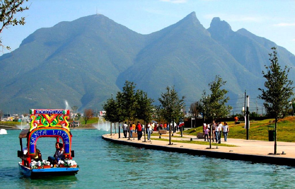 paseo-santa-lucia-monterrey